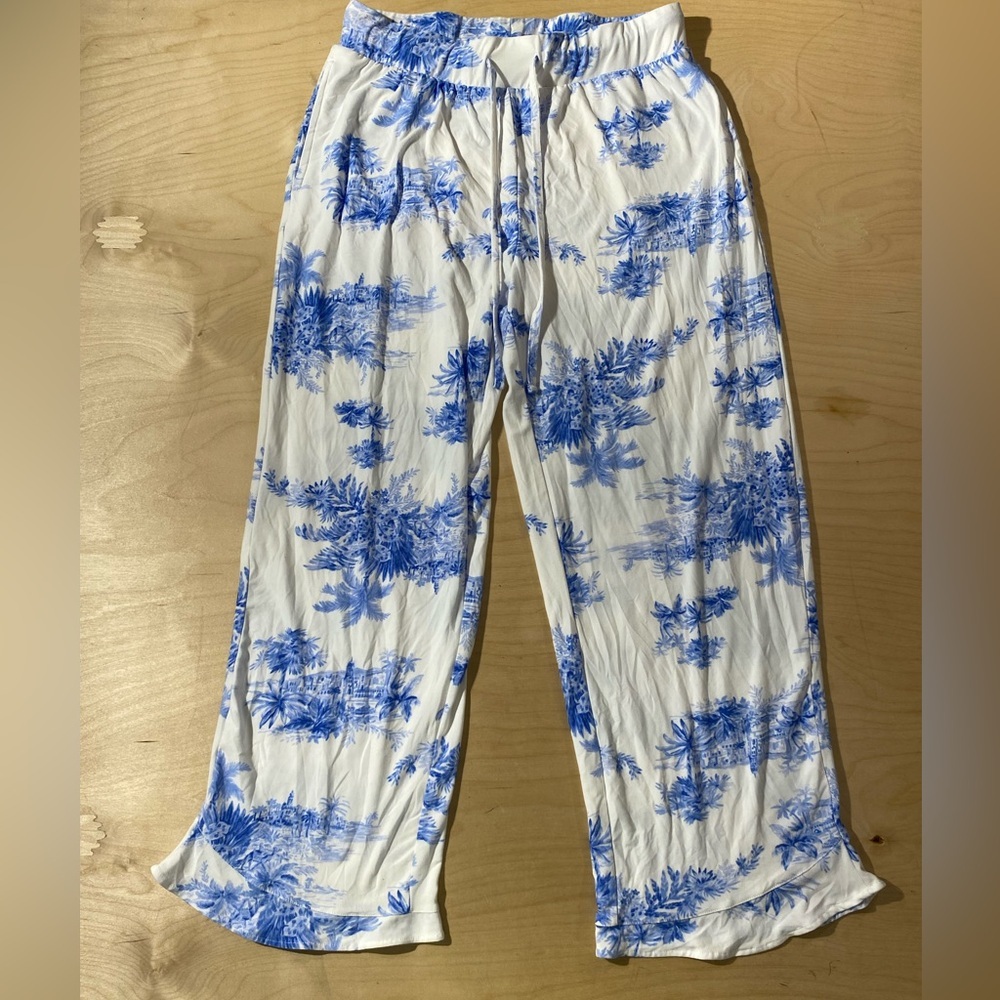 Crown & Ivy Blue and White Patterned Lounge Pants Large (OV)